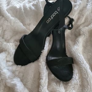 Black size 10 ankle strap pumps